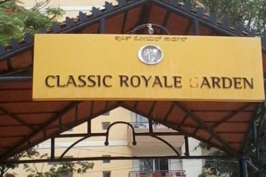 Classic Royale Garden Entrance gate