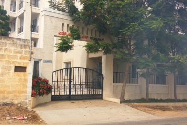 brand new 3 bhk semi furnished flat for rent in mims habitat , byrathi bande, kothanur, hennur main road